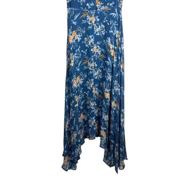 SUNDANCE ON THE BREEZE BLUE FLORAL VISCOSE SLEEVELESS SHARK BITE HEM MAXI DRESS - Picture 7 of 12